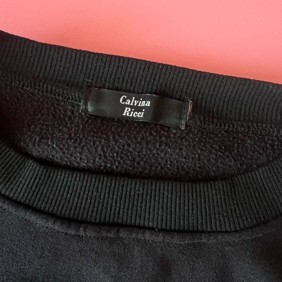 Cropped Alien Patch Sweatshirt - Picture 7 of 10